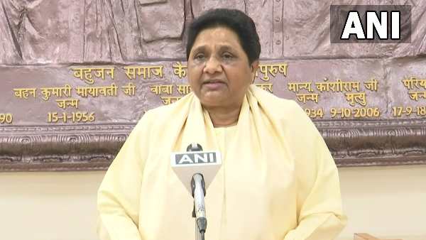 कांग्रेस-बीजेपी बाबा साहेब की राह पर नहीं: मायावती