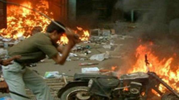 किसी घटना का तटस्थ मूल्यांकन क्यों नहीं ?