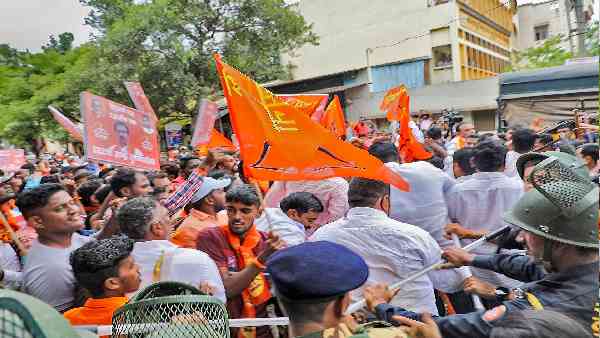 गठबंधन के अंदर भी है घमासान!