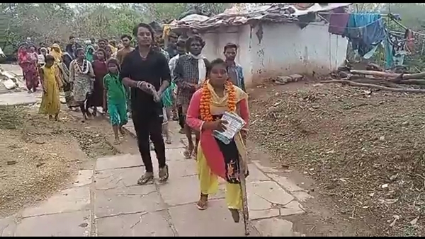 पिता की मौत के बाद चलने के लिए मिली नई राह