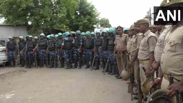 Adequate police force has been deployed at sensitive places in Prayagraj district Adequate police force has been deployed at sensitive places in Prayagraj district