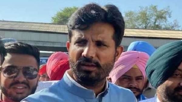मूसेवाला की हत्या से पंजाब में डर का माहौल- वड़िंग