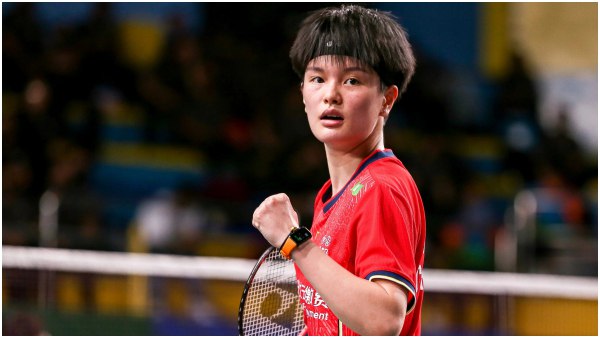 Sindhu trailing in second game