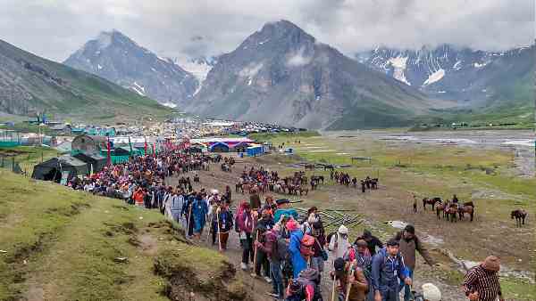 टेंट सुरक्षित जगह पर नहीं लगाए गए थे- चश्मदीद