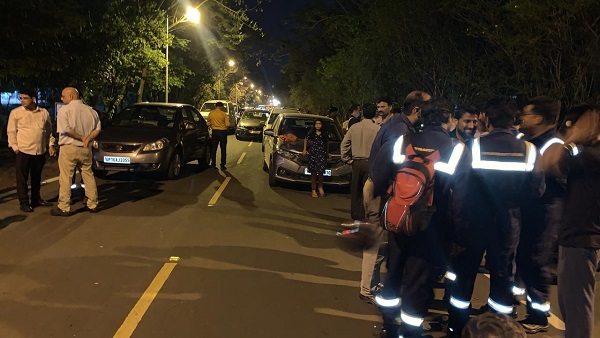 बीओआरएल में पद और रैंक घटाने का विरोध करते कर्मचारी बीओआरएल में पद और रैंक घटाने का विरोध करते कर्मचारी