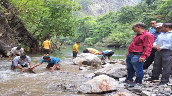 प्रशासन और विभागीय टीम ने किया निरीक्षण