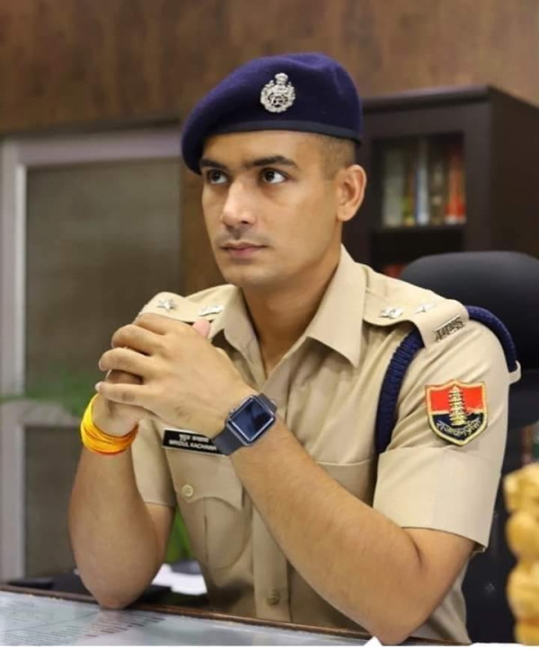 आईपीएस मृदुल कच्छावा की जीवनी ( ips mridul kachawa biography in hindi )