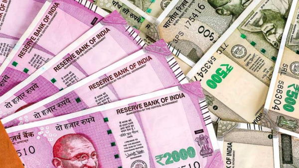 वेतन में बढोत्तरी कर ट्रोल हुई दिल्ली सरकार
