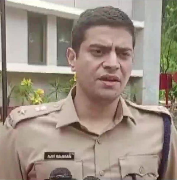 Gujarat Anand truck news: police constable mowed By truck, DSP Ajit R Says- Driver identified Gujarat Anand truck news: police constable mowed By truck, DSP Ajit R Says- Driver identified
