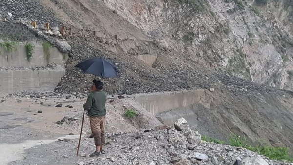 Weather Alert - Heavy rains Chardham Yatra route disrupted, condition of Uttarakhand in monsoon Weather Alert - Heavy rains Chardham Yatra route disrupted, condition of Uttarakhand in monsoon