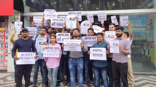 ये है बेरोजगार युवाओं की प्रमुख मांग
