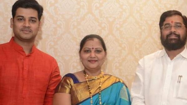 बेटा श्रीकांत शिंदे आर्थोपेडिक सर्जन हैं