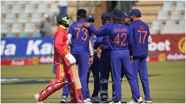 सीन विलियम्स ने बनाए 42 रन