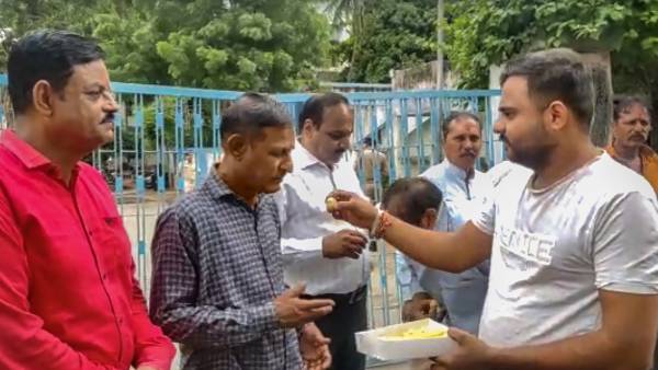 क्षमा नीति के तहत रिहाई