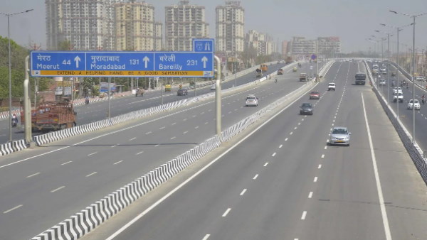 Delhi Meerut Expressway Two wheelers fined 20 thousand rupees Delhi Meerut Expressway Two wheelers fined 20 thousand rupees