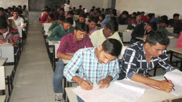 क्या अफवाह के शिकार बने शिक्षक ?