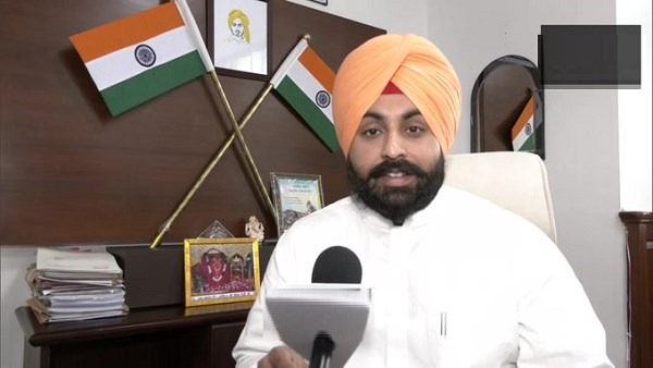 'जेलों में मोबाइल, नशा बर्दाशत नहीं किया जाएगा'