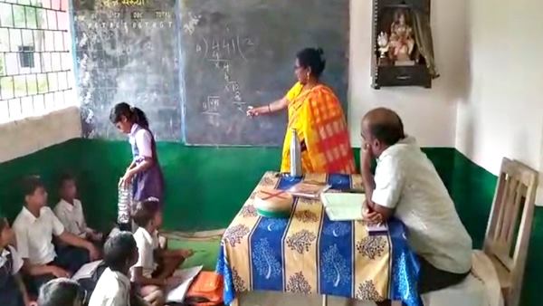 हेडमास्टर ने भाग दिया तो उत्तर आया 1.2