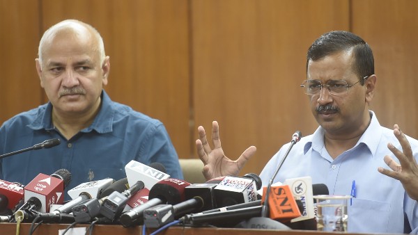 CBI ने मनीष सिसोदिया के खिलाफ दर्ज की FIR