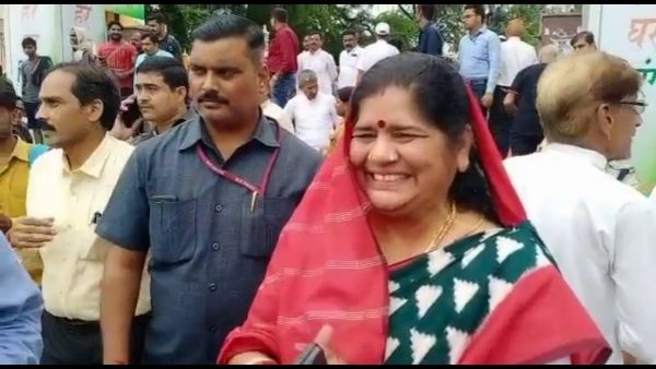 इमरती देवी ने कहा-'किसी के मुंह चलता है तो किसी के हाथ'