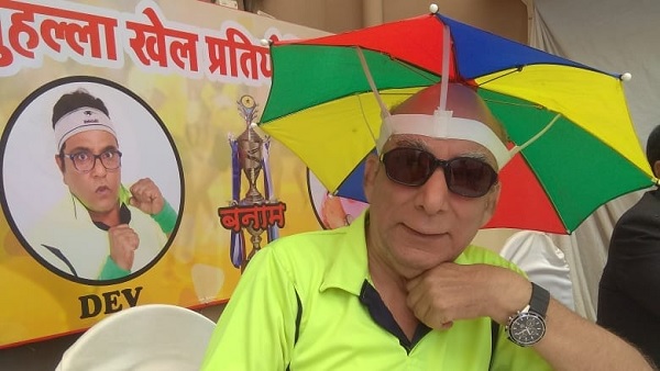 25 साल सरकारी नौकरी करने के बाद शुरू की एक्टिंग
