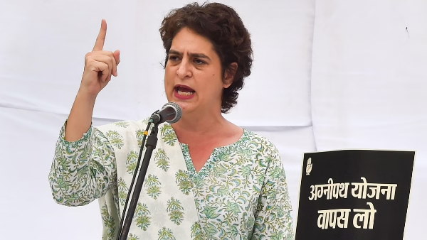 Priyanka Gandhi Vadra hits out at BJP over contractual employees in banks Priyanka Gandhi Vadra hits out at BJP over contractual employees in banks