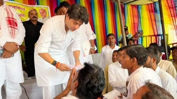 बाढ़ पीड़ित महिला ने सिंधिया से कह दिया कि हमारा कुछ नहीं होता है