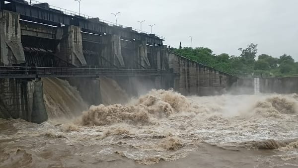 जलाशयों का बढ़ा जलस्तर