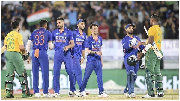 दोनों टीमें