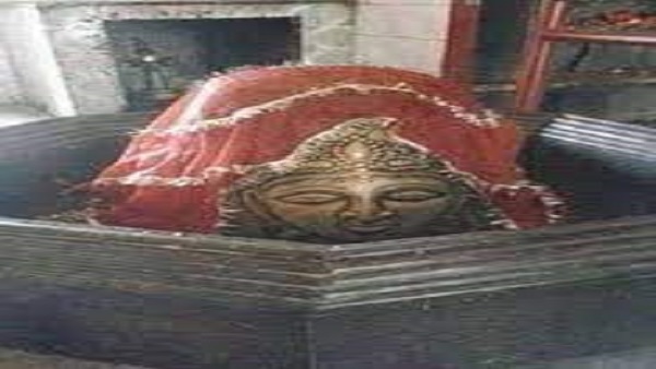 अंग्रेजों ने मानी मां की शक्ति