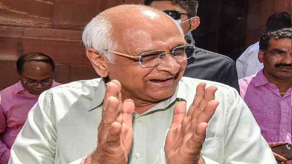 In Gujarat, the poor and middle-income families are getting the dream of their home due to the Mukhyamantri Gruh Yojana In Gujarat, the poor and middle-income families are getting the dream of their home due to the Mukhyamantri Gruh Yojana