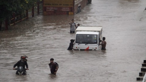 दिल्ली NCR में जानिए कब तक होगी बारिश