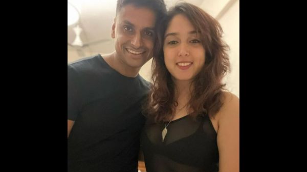 फैंस के फेवरेट हैं इरा-नुपुर