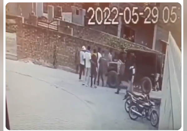 कौन है गोल्डी बरार