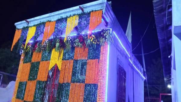 रानी अहिल्याबाई ने भी दुर्गा पूजा की