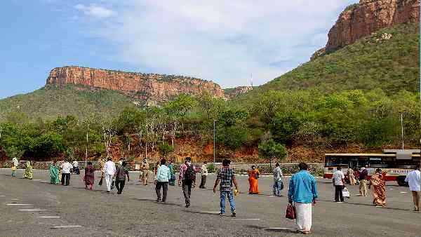 इन जगहों पर भी बन रहा है भगवान वेंकटेश्वर का मंदिर
