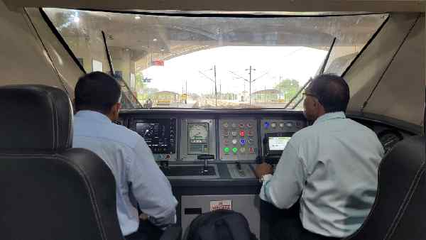 कोच में शुद्ध हवा का भी होगा इंतजाम