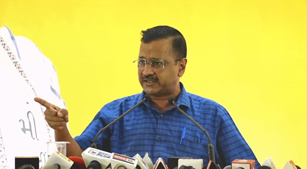 गुजरात में अरविंद केजरीवाल का वादा