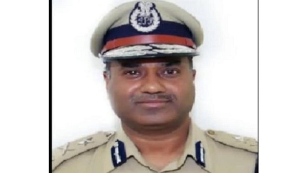 पुलिस ने कहा- नौकर फरार है