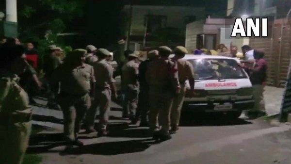 नौकरी की हुई गिरफ्तारी