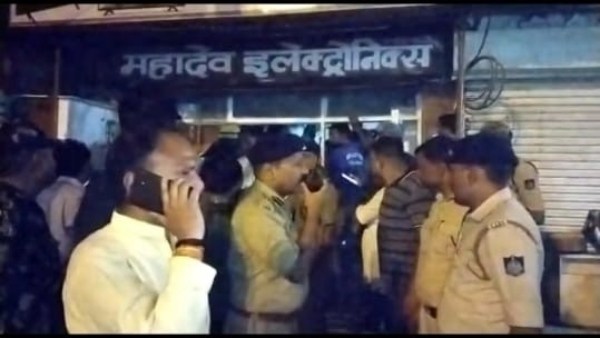 जानकारी मिलते ही पहुंचे पुलि- प्रशासन के आला अधिकारी