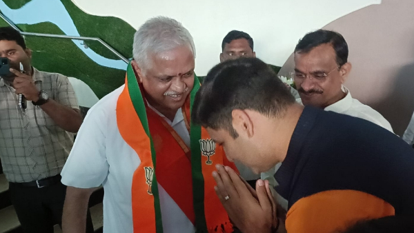 आदिवासी विधानसभा सीटों पर की गई चर्चा