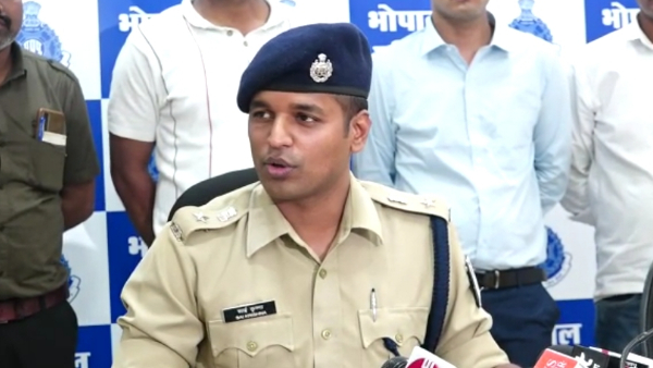 लड़की के पिता ने इससे युवक का बताया नाटक