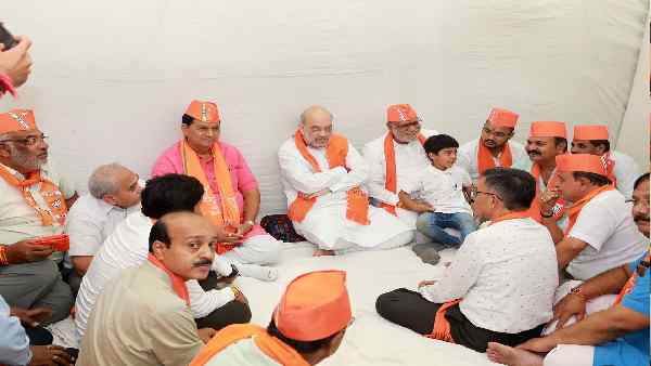 राम मंदिर निर्माण को लेकर भी निशाने पर कांग्रेस
