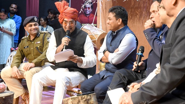 सागर विवि में पढ़े हैं आशुतोष राणा, यहीं आध्यात्मिक गुरु मिले