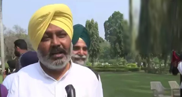 Vande Bharat train should also run from Amritsar to Delhi, demands Finance Minister Harpal Singh Cheema Vande Bharat train should also run from Amritsar to Delhi, demands Finance Minister Harpal Singh Cheema
