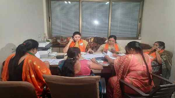 गुजरात में भाजपा महिला मोर्चा प्रचार अभियान में उतरी