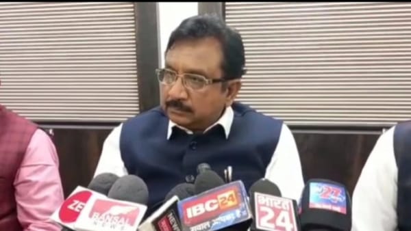 प्रभारी मंत्री ने कार्यवाही करने की कही बात