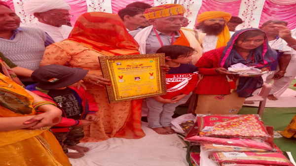 बाप बन कर किया बेटी को विदा