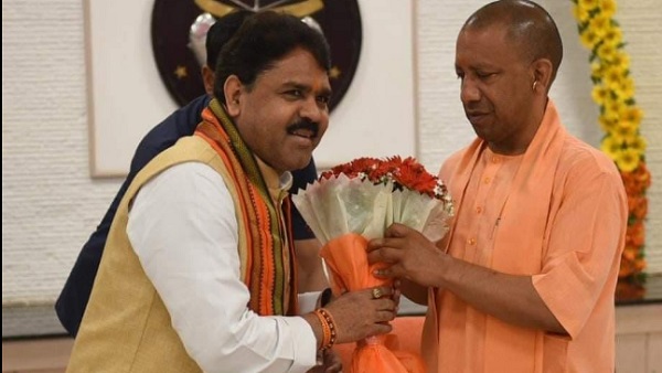 सांसद और विधायक रह चुके हैं